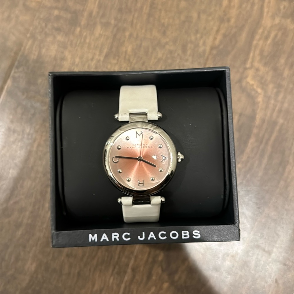 White Marc Jacobs watch